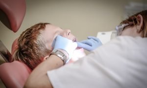 Factors to Consider When Selecting a Family Dentist